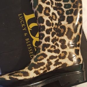 L&B leopard rain boots